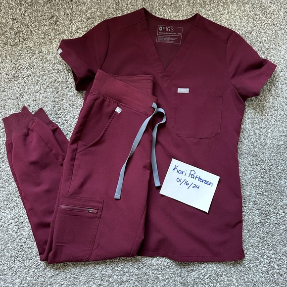 Figs Catarina Top - Picture 2 of 2